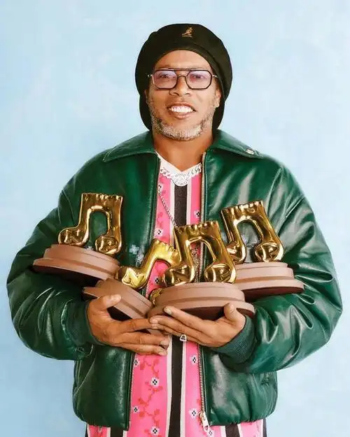 击败斯图加 击败斯图加