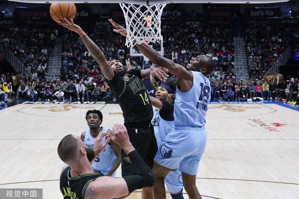 比赛中脱颖 比赛中脱颖